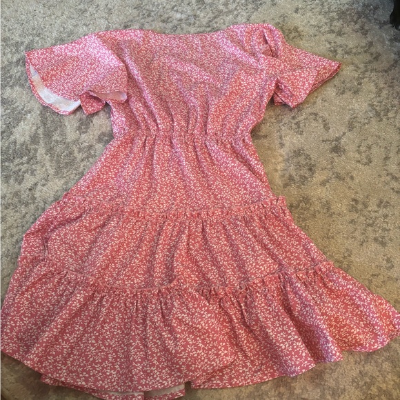 Flowy Pink Flower Dress - Picture 2 of 2